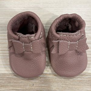 Freshly Picked Bow Baby Shoe